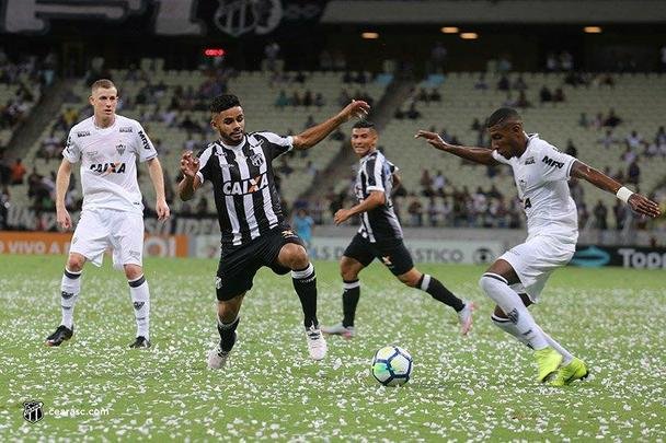 No Castelo, o Atltico perdeu por 2 a 1 para o Cear, em jogo da 31 rodada do Brasileiro