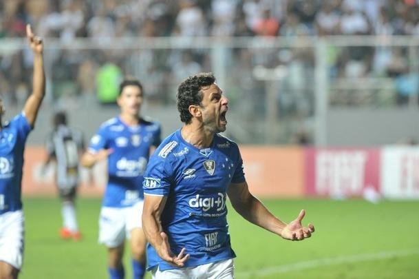 Fred marca de pnalti, empata clssico e d ttulo mineiro ao Cruzeiro no Independncia