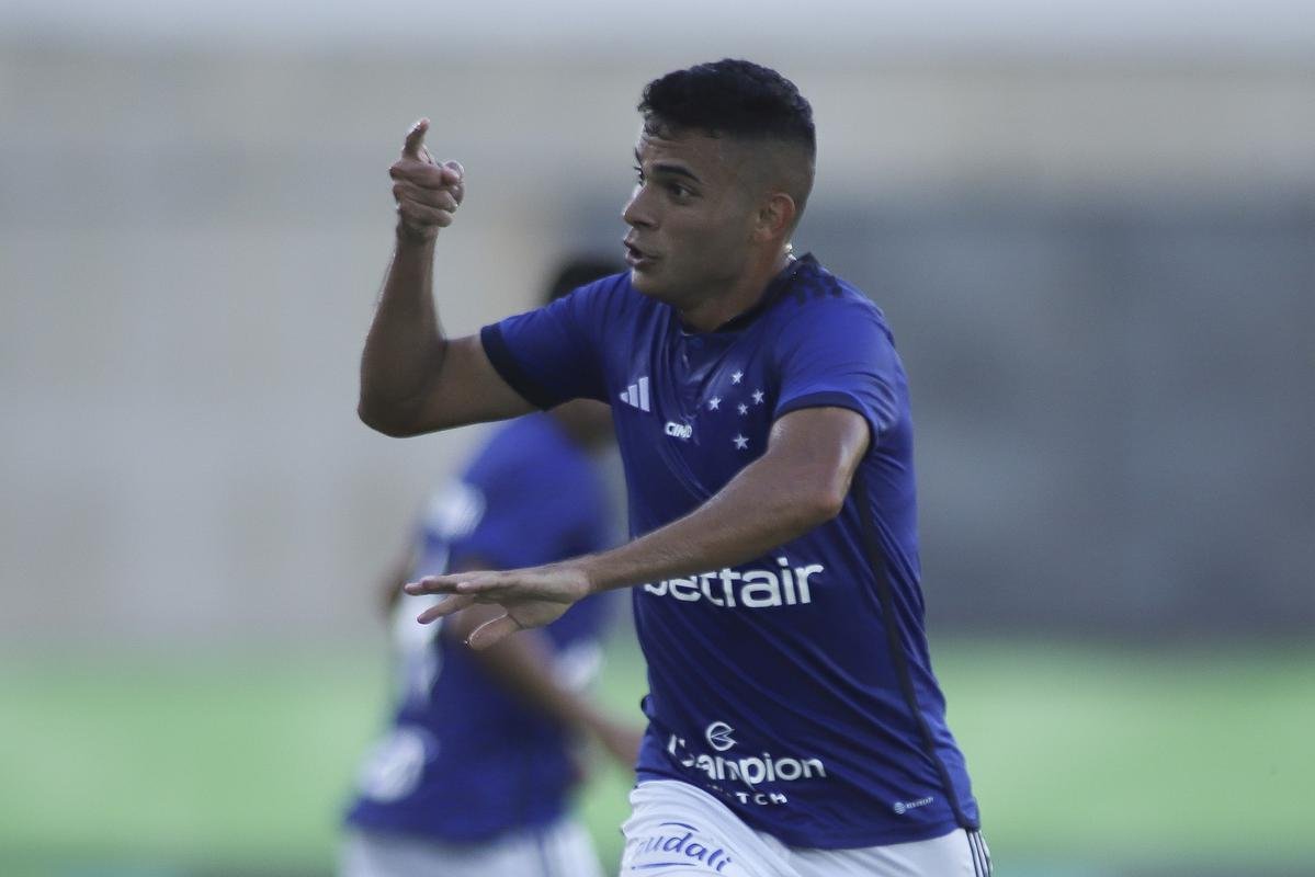 Cruzeiro 1x1 Democrata-SL: fotos do jogo no estdio Kleber Andrade, em Cariacica-ES, pela oitava rodada do Campeonato Mineiro