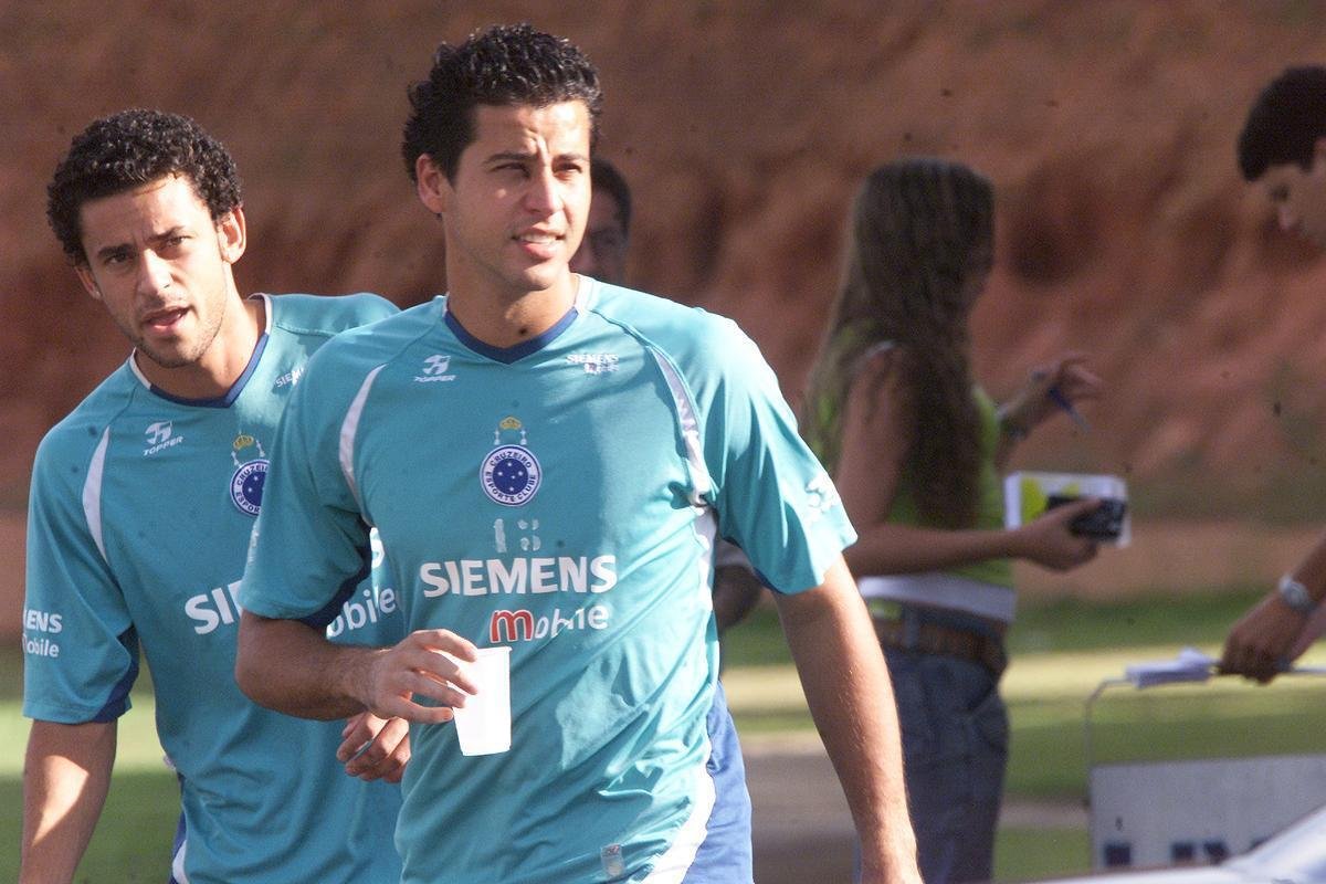 O dia a dia de Fred na Toca da Raposa II entre julho de 2004 e agosto de 2005