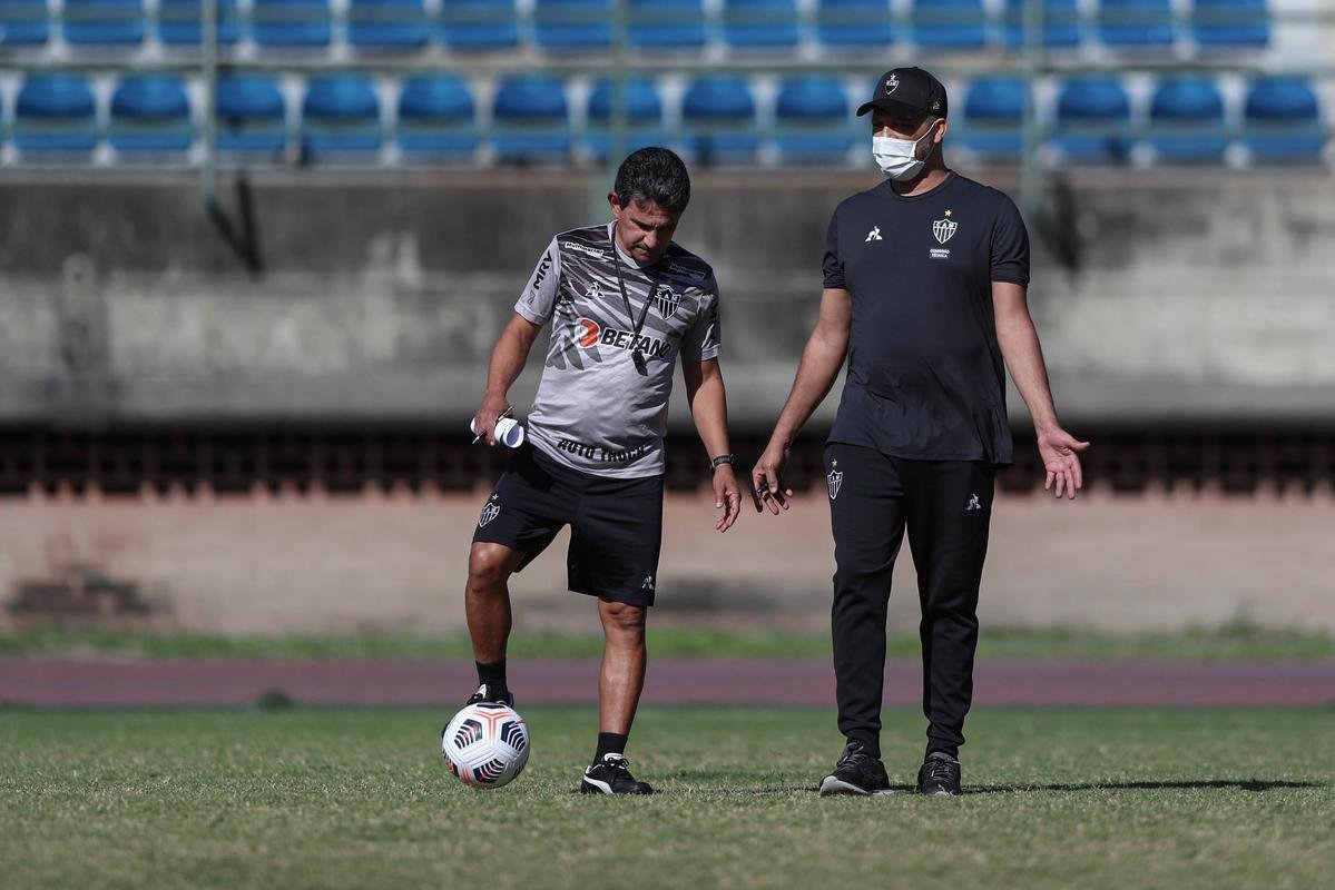 Atlético teve atividade no Estádio Olímpico Brígido Iriarte, em Caracas, antes da estreia na Libertadores