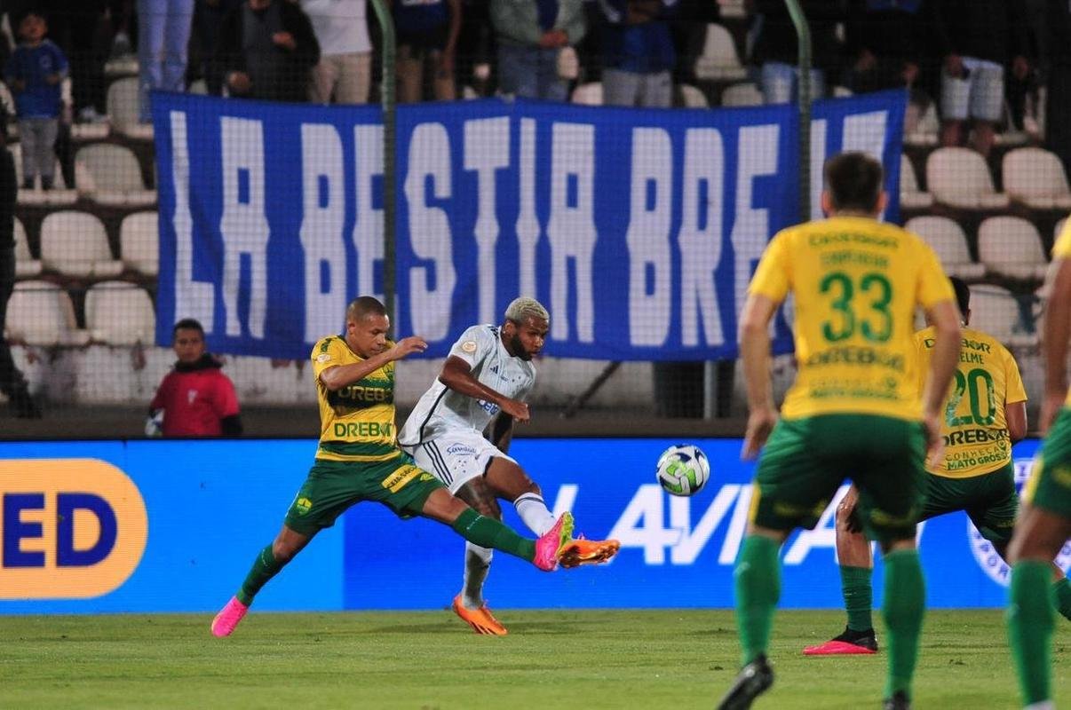 Cruzeiro x Cuiab: fotos do jogo na Arena do Jacar, em Sete Lagoas