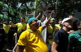 Na Savassi, em BH, torcedores vibram com vitria do Brasil sobre a Sua