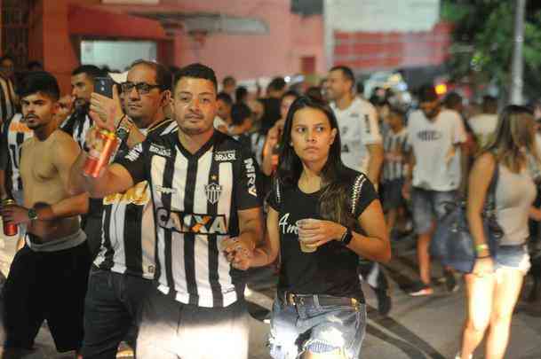Torcida do Atltico no pr-jogo do duelo com o Defensor, no Independncia, pela Copa Libertadores