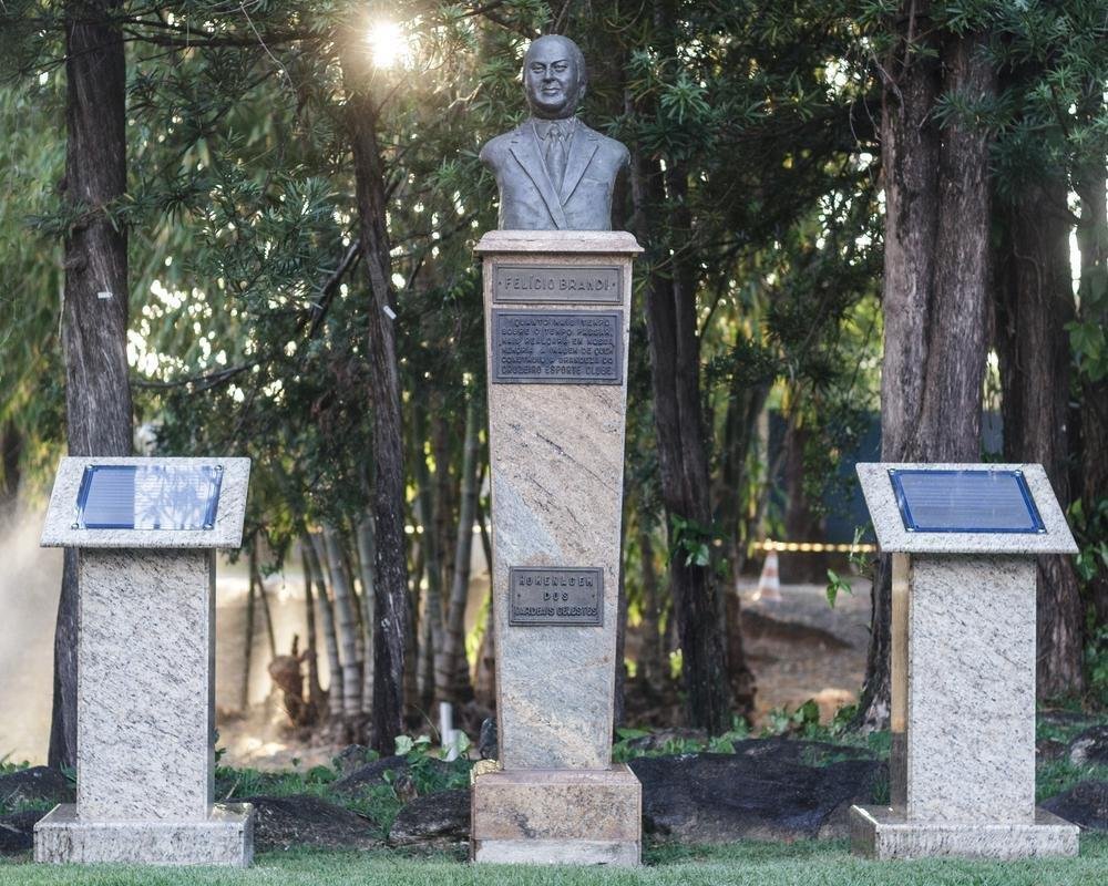 Toca da Raposa I passa a se chamar Centro de Formação Felício Brandi