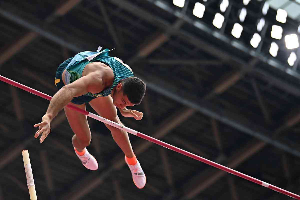 Fotos do bronze de Thiago Braz no salto com vara
