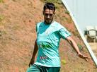 Lucas Kal sofre trauma na cabea e no nariz e vira desfalque no Amrica