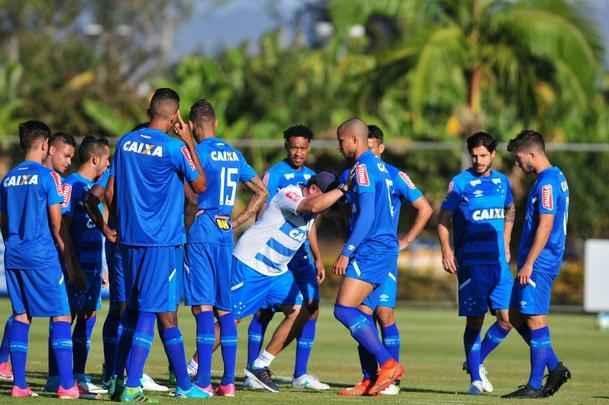 Fotos do treino do Cruzeiro desta sexta-feira (30/6), na Toca da Raposa II (Alexandre Guzanshe/EM D.A Press)