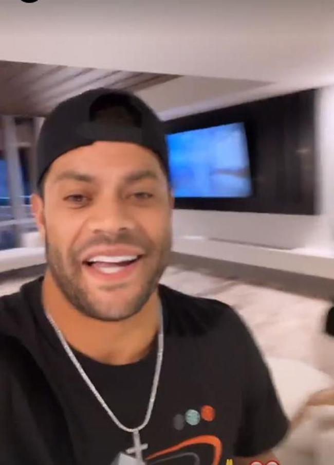 Hulk, do Atltico, apresenta sua nova cobertura em Miami no condomnio Paramount Miami Worldcenter