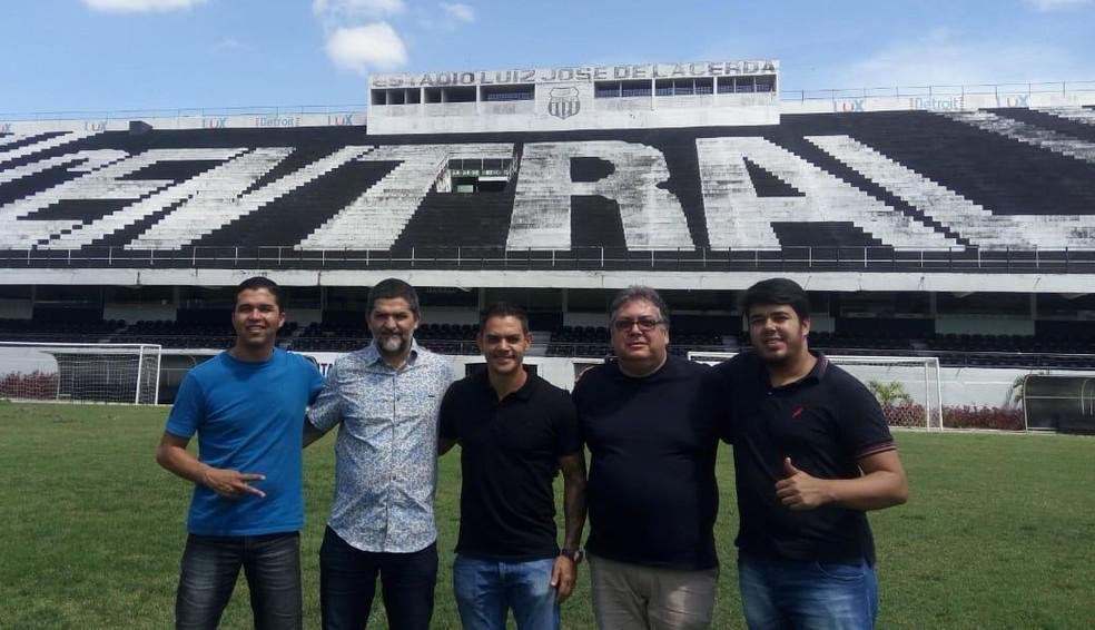 Josu - Encerrou a carreira quando terminou seu vnculo com o Galo, em dezembro de 2015. Virou empresrio do mundo do futebol