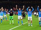 Napoli derrota Milan fora de casa e assume liderana do Italiano