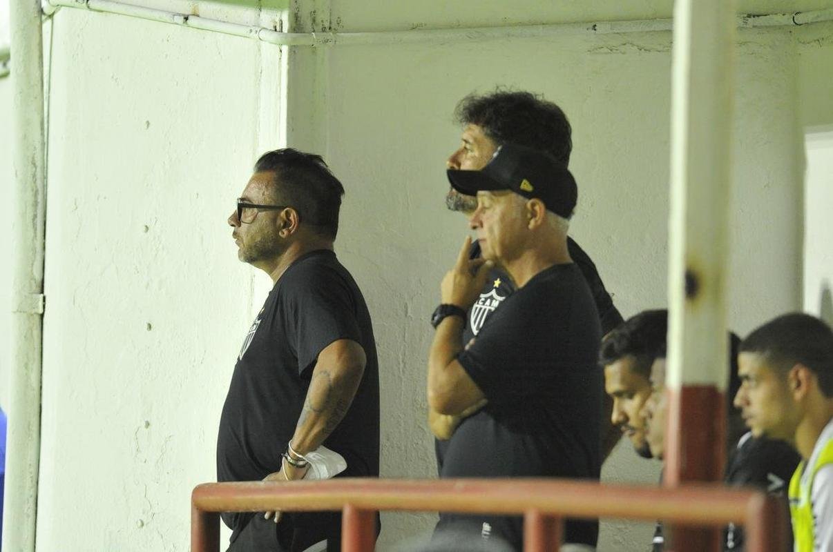 O Atltico estreou na temporada 2022 nesta quarta-feira (26), diante do Villa Nova, pela 1 rodada do Campeonato Mineiro. A partida disputada no Estdio Castor Cifuentes, em Nova Lima, tambm marcou o primeiro jogo do treinador argentino Antonio 'El Turco' Mohamed sob o comando do Galo.