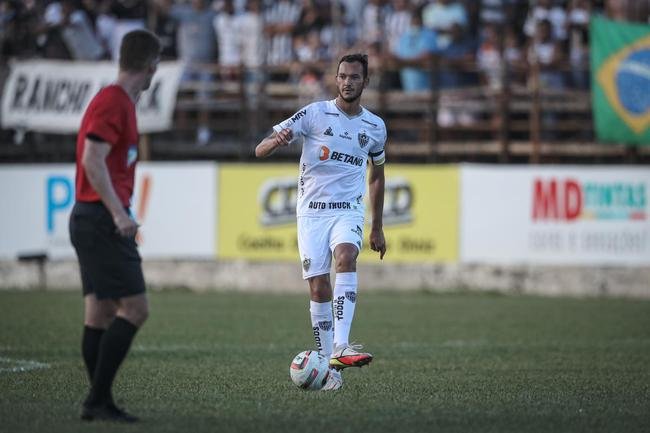 Fotos do jogo entre Democrata-GV e Atltico, pelo Campeonato Mineiro