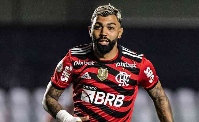 Patch de campeão brasileiro de 2022 na camisa do Flamengo não passou batido pelos olhos dos torcedores