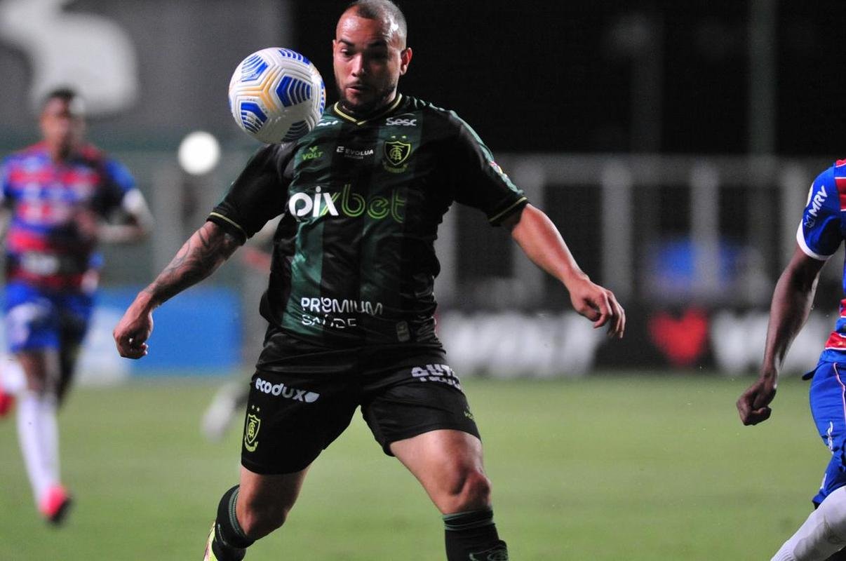 Fotos da vitria do Amrica sobre o Fortaleza, por 2 a 1, no Independncia, pela 29 rodada da Srie A do Campeonato Brasileiro