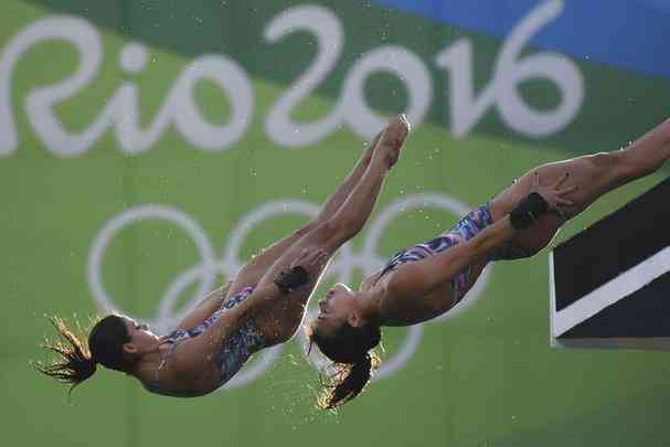 Ingrid Oliveira e Giovanna Pedroso em ao nos saltos ornamentais