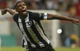 Kanu - 25 anos - zagueiro do Botafogo
