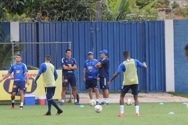 Fotos do treino do Cruzeiro desta quinta-feira, na Toca da Raposa II (crdito: Juarez Rodrigues/EM D.A Press)