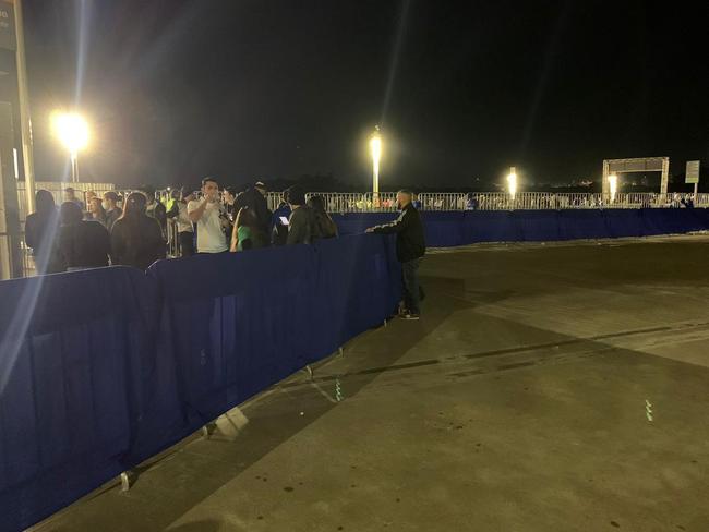 Chegada da torcida do Cruzeiro ao Mineiro para o jogo contra o Sport pela 15 rodada da Srie B do Campeonato Brasileiro