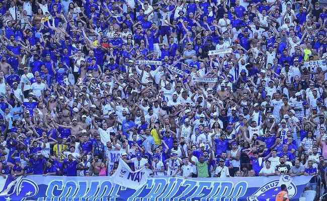 Torcida do Cruzeiro marcou presena em So Paulo para apoiar o time contra o Corinthians