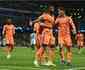 Manchester City perde do Lyon em casa com falha de Fernandinho pela Liga dos Campees