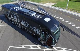 Novo nibus foi apresentado na Cidade do Galo nesta segunda-feira