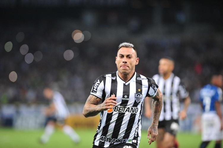 Fotos do jogo entre Atltico e Grmio, no Mineiro, em BH, pela 19 rodada do Campeonato Brasileiro