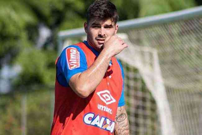 Ex-Cruzeiro, Angulo acerta com o Botafogo - Superesportes