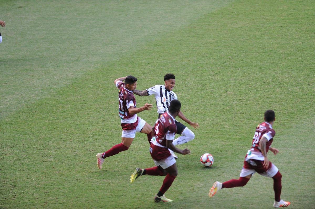 Fotos da vitria do Atltico sobre o Patrocinense, por 3 a 1, no Independncia, em Belo Horizonte, pela quarta rodada do Campeonato Mineiro. Mando foi do clube do interior, que no pde realizar a partida em Patrocnio devido ao elevado nmero de casos de COVID-19 na cidade.