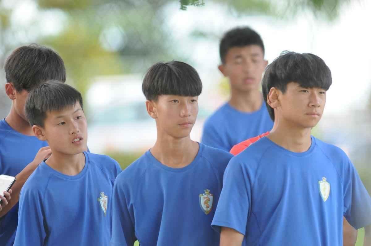 Imagens do jogo-treino entre Cruzeiro e guia, na Toca da Raposa II
