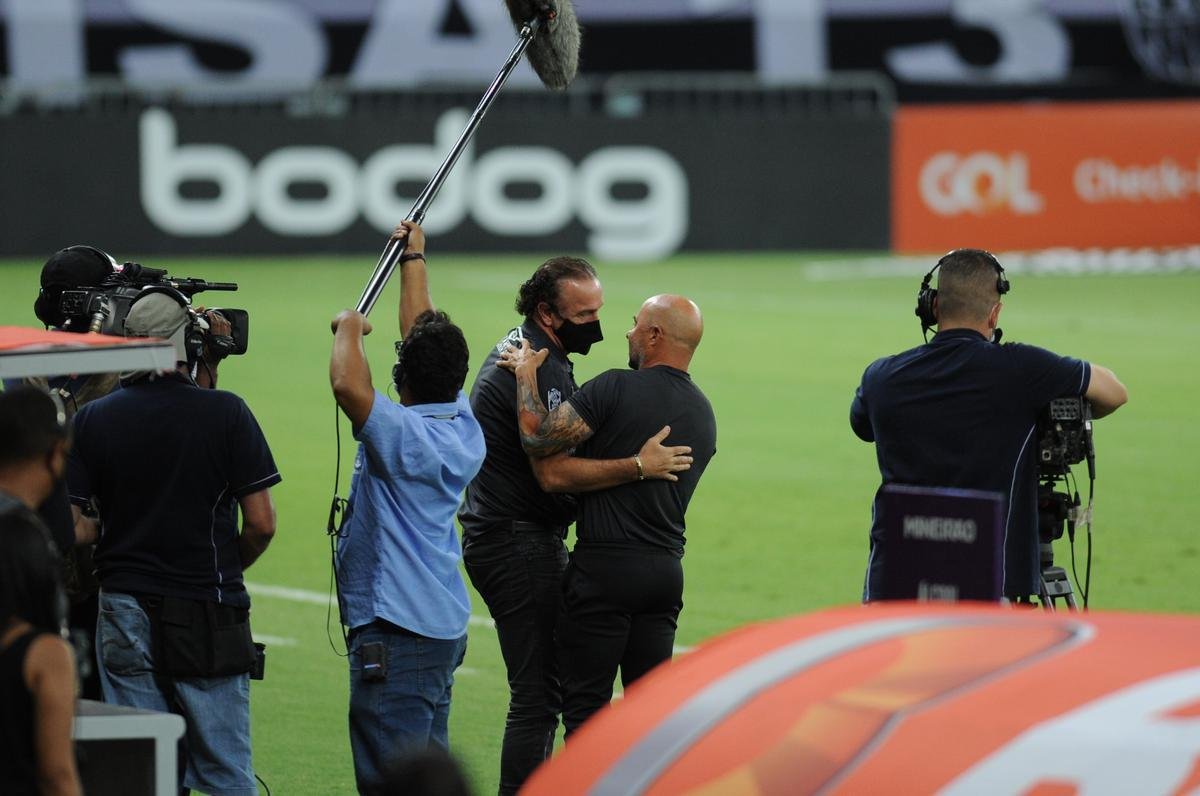 Fotos de Atltico x Santos, no Mineiro, pelo Campeonato Brasileiro