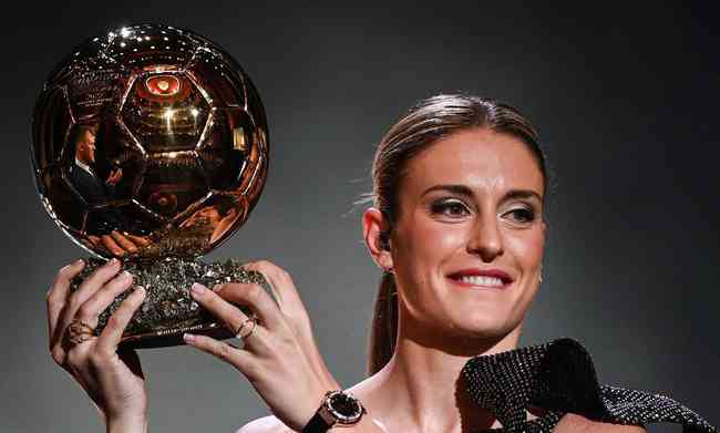 Alexia Putellas, from Barcelona, ​​was elected for the second time the best player in the world in the pr