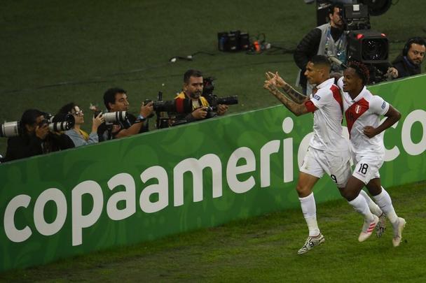 Paolo Guerrero marcou o gol de empate do Peru na final da Copa América