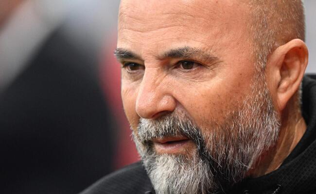 Sampaoli est em busca de um novo clube no mercado 
