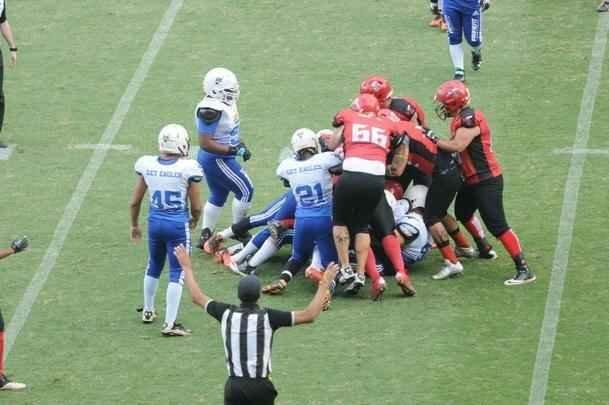 Imagens do jogo entre Minas Locomotiva e Get Eagles no Independncia