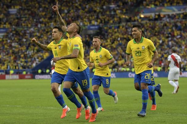 Fotos da decisão da Copa América entre Brasil e Peru, no Maracanã