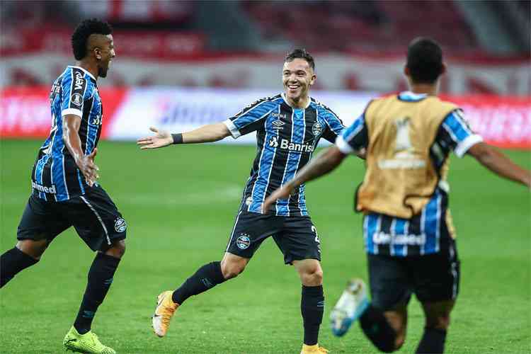 Antes do Gre-Nal, Inter amplia contrato de Pedro Henrique por mais