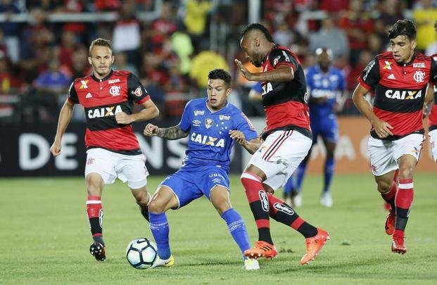 Fotos de Flamengo x Cruzeiro, no estdio Luso-Brasileiro, pela 33 rodada da Srie A