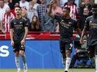 Com gol e dan�a de Jesus, Arsenal bate Brentford e volta � ponta do Ingl�s
