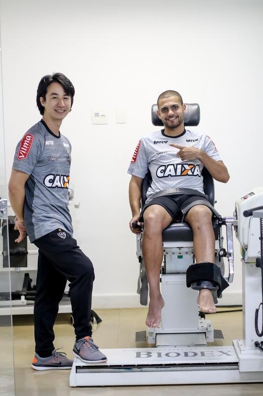 Veja fotos dos jogadores do Atltico no dia da reapresentao