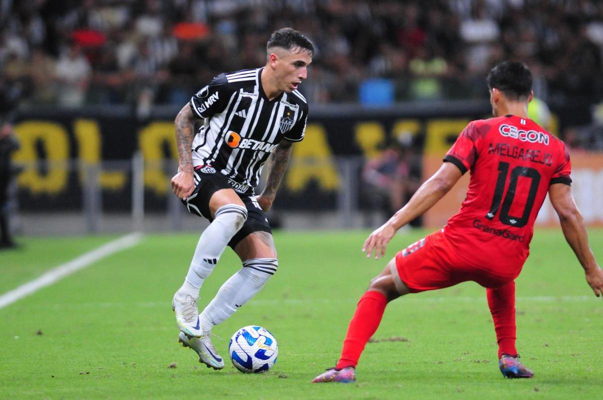 Fotos do jogo entre Atltico x Libertad, pela Copa Libertadores