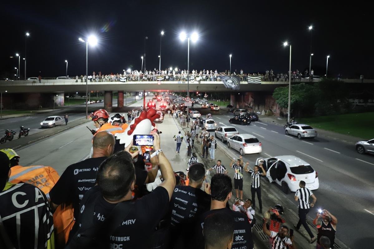 Bastidores da festa do Atltico em comemorao ao ttulo brasileiro