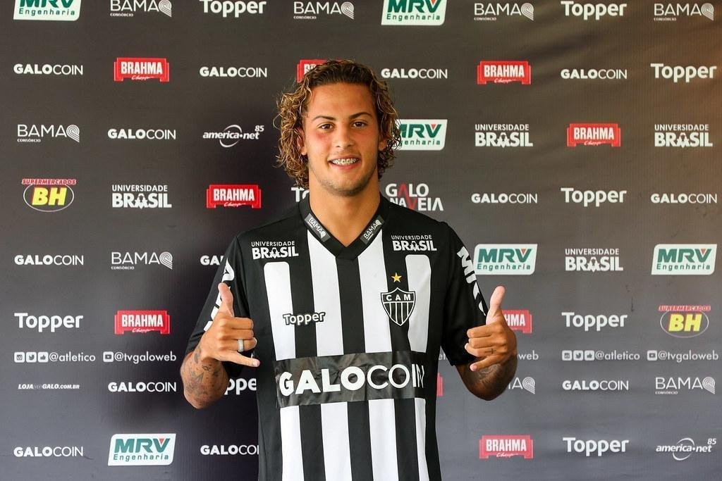 Guga - O jovem lateral-direito foi contratado pelo Atltico para substituir Emerson, vendido pouco tempo depois para o Barcelona. O jogador alternou momentos como titular e passagens pelo banco de reservas. Na temporada, ele soma sete assistncias em 32 jogos.