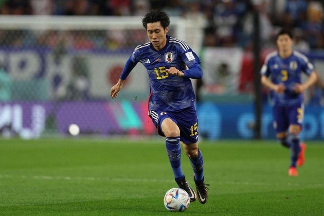 Lances da partida entre Japo e Crocia, pelas oitavas de final da Copa do Mundo.