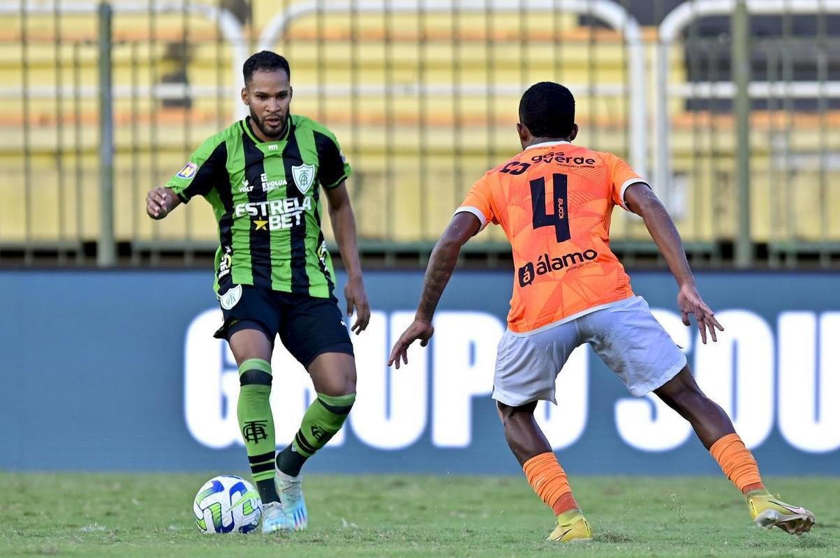 Fotos do jogo entre Nova Iguau e Amrica pela Copa do Brasil