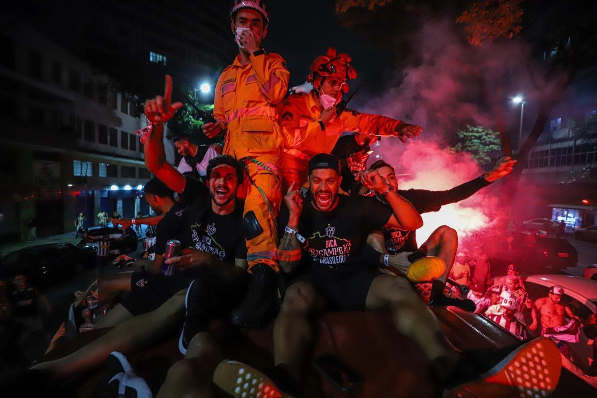 Bastidores da festa do Atltico em comemorao ao ttulo brasileiro