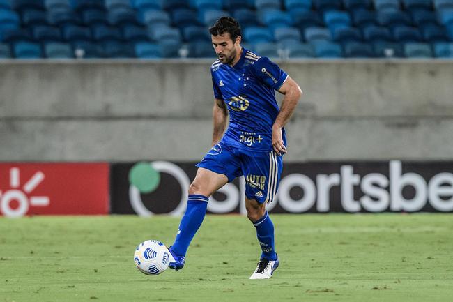 Cceres, lateral-direito (92% dos votos)