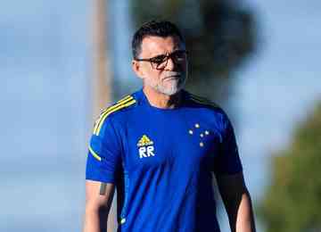 Diretor técnico do Cruzeiro entre agosto e dezembro de 2021, Ricardo Rocha conta ter tido que conseguir parceria para funcionários poderem beber água