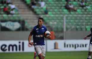 Thiago Neves empatou o clssico e ajudou Cruzeiro a manter vantagem nas semifinais