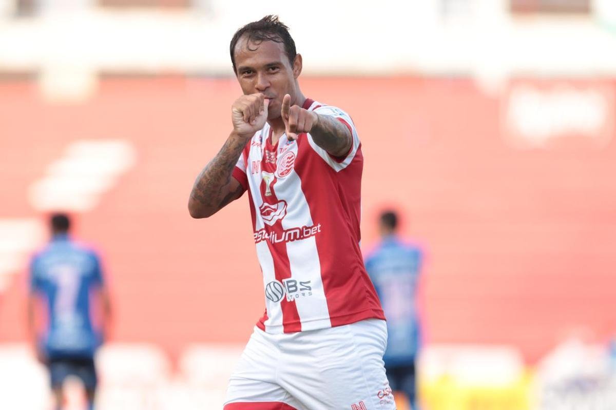 Fotos da partida entre Náutico e Cruzeiro, pela Série B